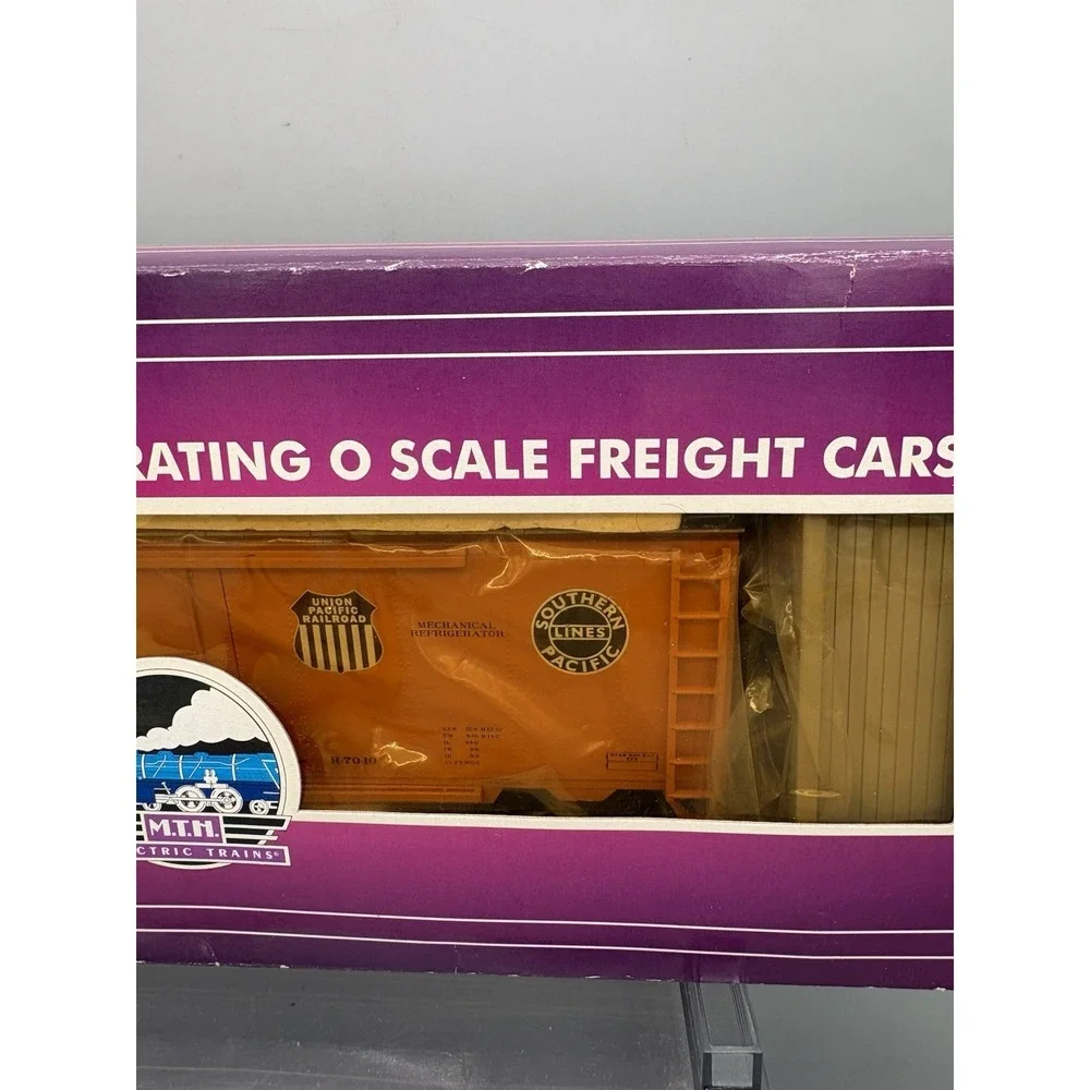 MTH RailKing 20-94086 Pacific Fruit Express Operating Reefer Car (#300589) RARE
